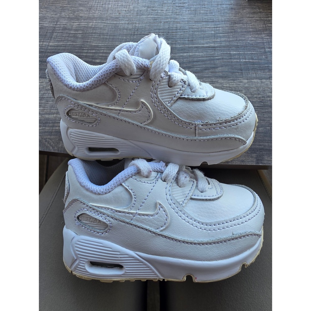 1110 Nike Air Max 90 Toddler Triple White Leather Sneakers CD6868-100 Size 4C